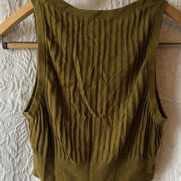 Ann Taylor Olive Buttoned Crop Top - Picture 2 of 4